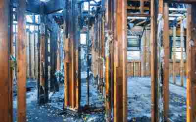 How to Choose the Right Restoration Company After a Disaster